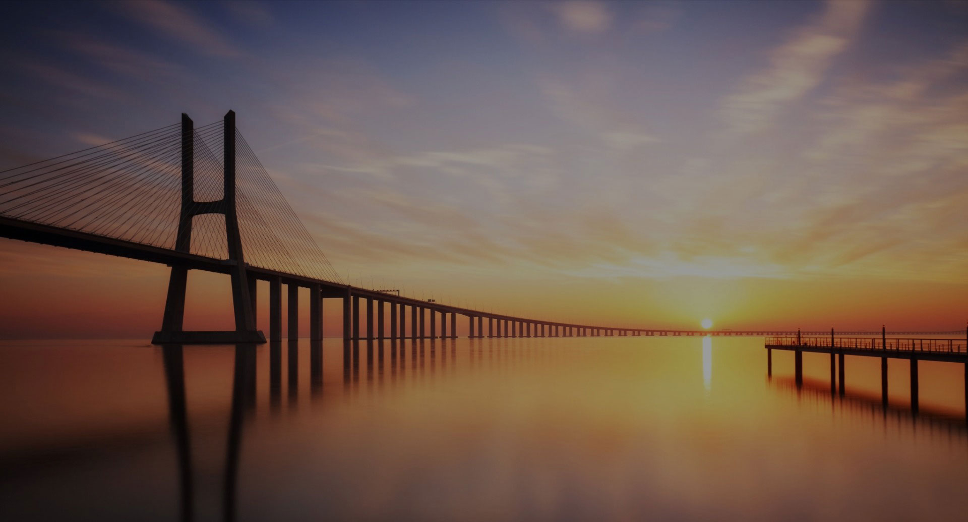 合规行远 · 构建财税安全护城河